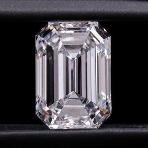 Emerald Cut Labgrown Diamond For Engagement Ring DE Color Loose Diamond For Wedding Band Emerald Cut Solitaire Diamond Pendant CVD Diamond