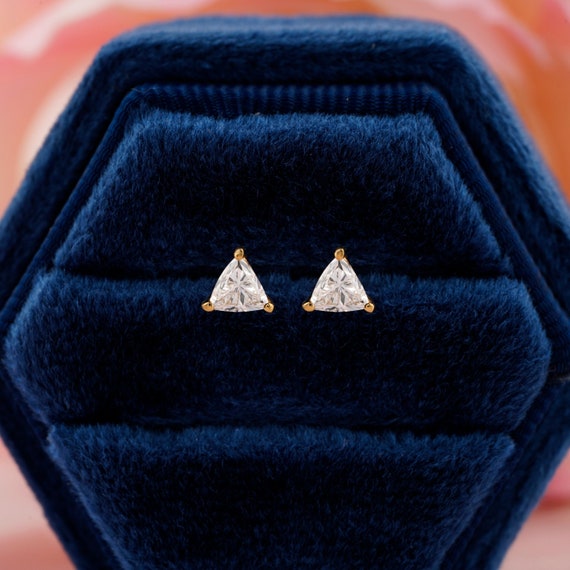 Trillion cut diamond stud earrings deals