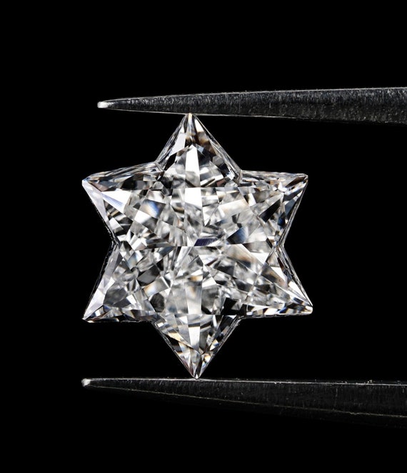 Loose man shop made diamonds