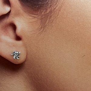 アクセサリー HEART SILVER EARRING Facetune_18-09-2024-19-08-