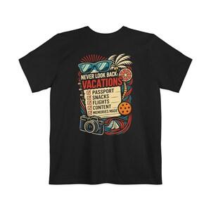 Camiseta unisex con bolsillo y lista de verificación de vacaciones de la NLB