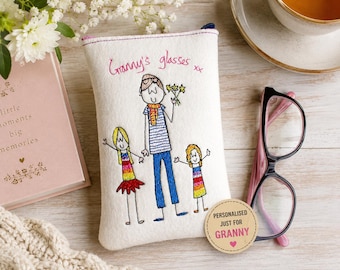 Personalised Grandma Glasses Case, Mother’s Day Gift for Grandma, Custom Granny Spectacle Case, Handmade Embroidered Gift from Grandchildren