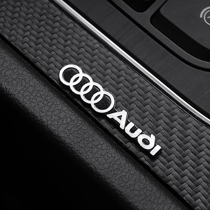 Audi door logo -  Schweiz