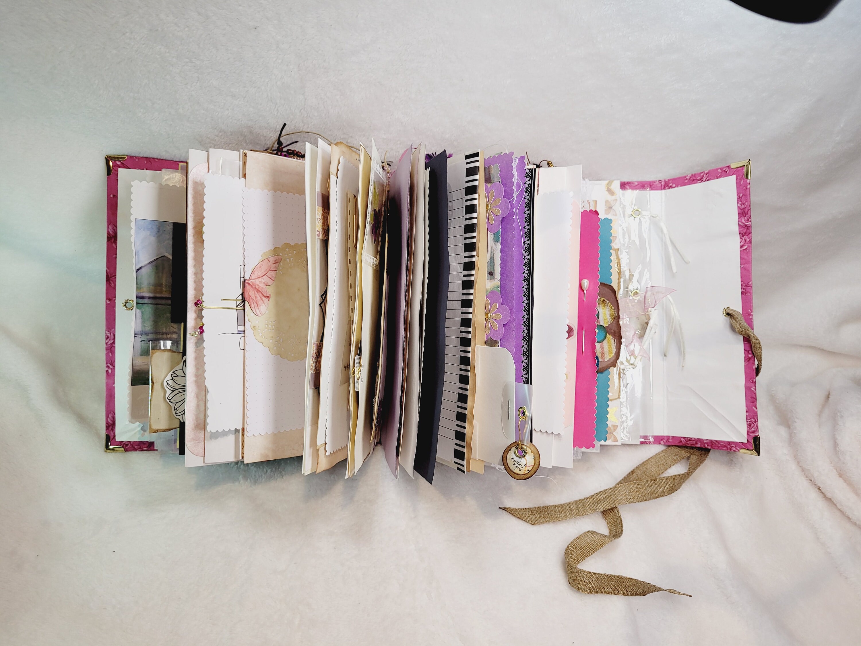 Book 25 - Junk Journal - Etsy