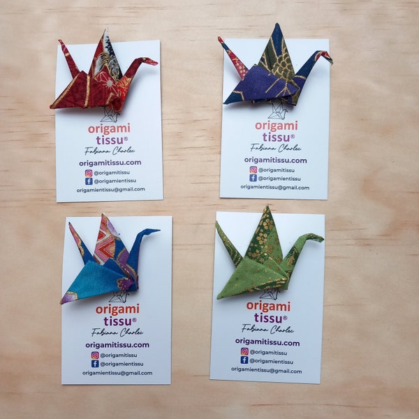 Broches en origami en tissu en forme de grues