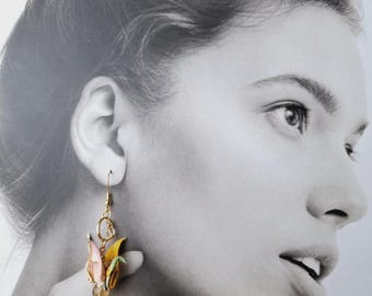 Earrings with a pretty origami tsuru crane, mismatched crane earrings, origami jewelry