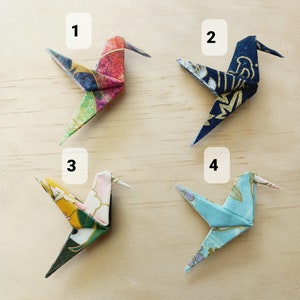 This fabric Hummingbird brooch is the unique and original piece of jewelry to brighten up your outfits with style It's Spring image 2