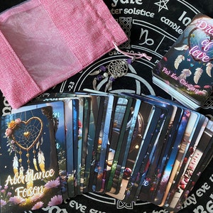 L'oracle Dreams of love -113 cartes-Intuitif,divinatoire,sentimental, général,astro et datations format tarot jeu Français DISPONIBLE