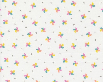 Laguna Sunrise | Pinwheel Blenders Off White