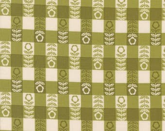 The Henhouse | Flower Plaid Gingham Grass