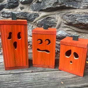 Rustic wooden jack-o-lantern halloween decor wood pumpkin LED lights lantern outdoor decoration