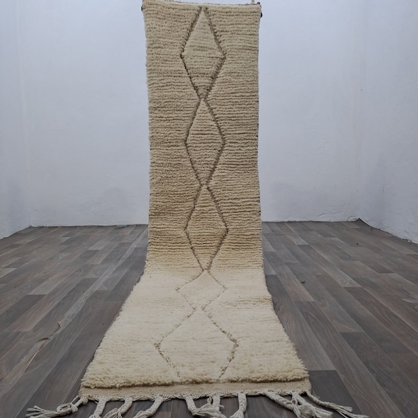Costum Geometric Beni ourain Rug Runner -Engraved Rug Runner -berber Colorful Runner Rug -Moroccan White rug -Unique rug runner Carpet