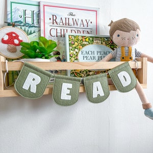 Read bunting, wild bunting, kids room bunting, kids room garland, playroom decor, reading corner sign