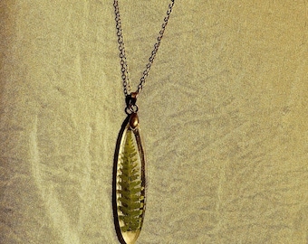 Collar de helecho auténtico en resina - Colgante de helecho botánico - Joyería inspirada en el bosque