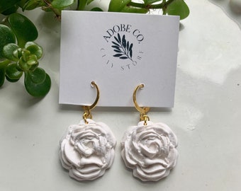 Boho Floral Huggie Hoops Earrings |  White | Lightweight & Hypoallergenic