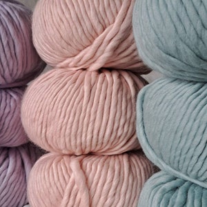 Chunky Wool / Chunky Yarn / Peruvian Wool / Organic Wool / Natural Wool / Super Bulky Yarn / DIY / Knitting Kit