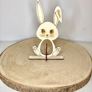 Lapin en bois avec support pour oeuf chocolat image 9