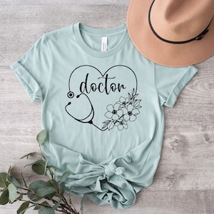 Camicia del dottore, regalo dello studente di medicina, regalo per il dottore, camicia del futuro dottore, nuova camicia del dottore, camicia del dottore fresco, regalo per la mamma, camicia di laurea