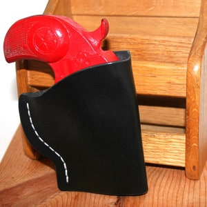 Funda Bond Arms Derringer OWB. Brazos de unión Barril de 2,5 a 3 pulgadas fuera de la cintura Funda de cuero (plegable)