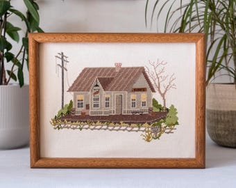 EMBROIDERED HOUSE PORTRAIT, Embroidery wall decor, Home Keepsake, Home Portrait, Vintage embroidery art