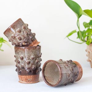 Handmade Stoneware Coffee Mug: Textured Ceramic Tumbler