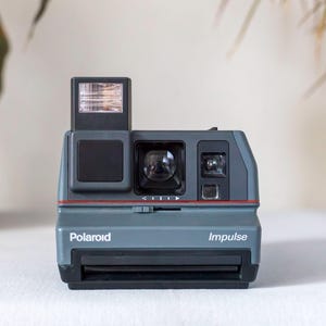POLAROID IMPULSE Camera, grey instant camera, vintage polaroid camera - tested and working