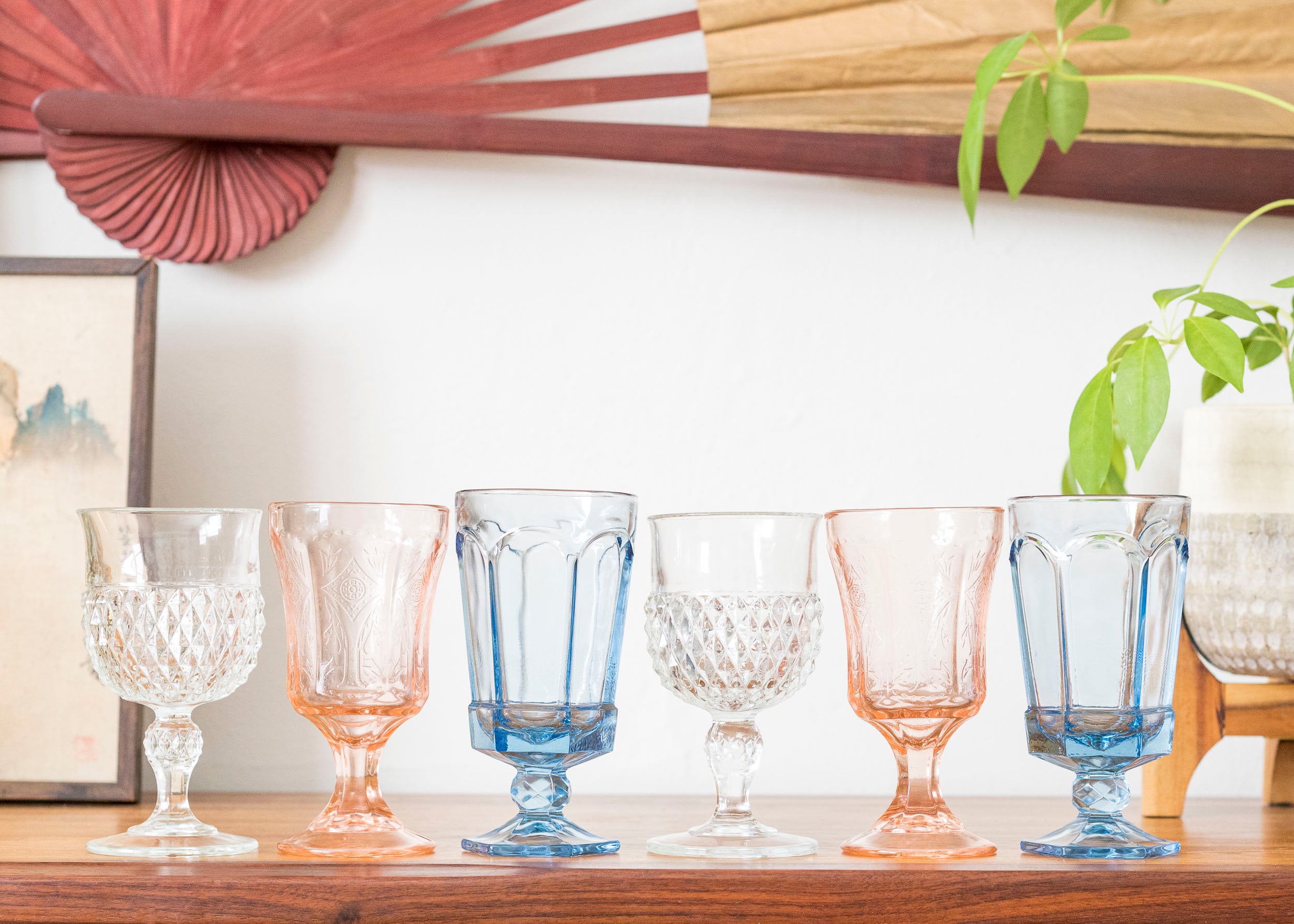 Mismatched Set of 8 Vintage Drinking Glasses in Orange and Brown 