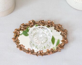 CRYSTAL RING HOLDER, Ring holder, Glass ring holder, Vintage ring dish, Ring storage, Bohemian crystal ring holder, Glass accessory holder
