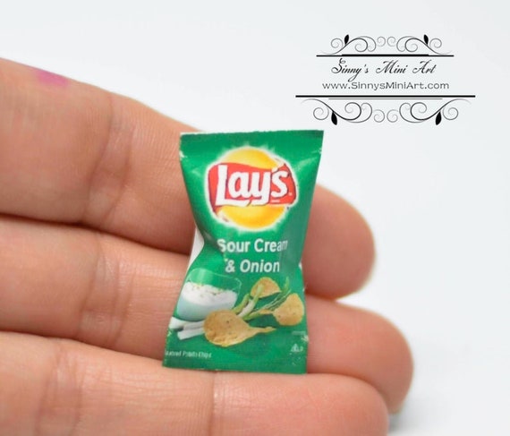 1:12 Scale Dollhouse Miniature Lay's Sour Cream and Onion Potato Chips