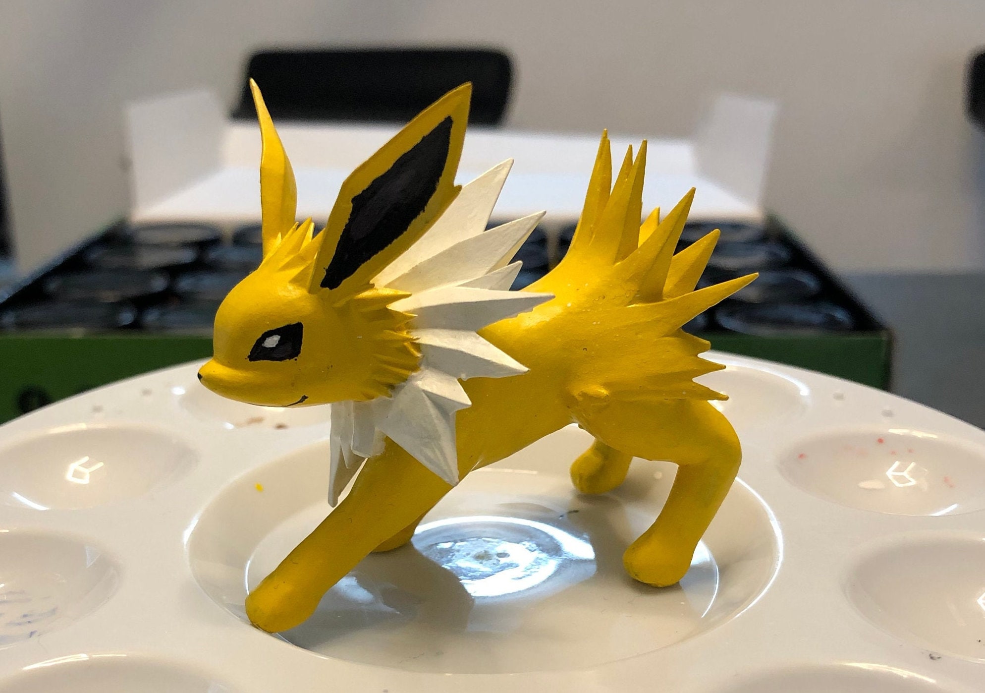 Gilded Eeveelutions Series: Jolteon 5x7 PEARL METALLIC 