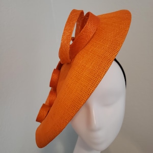 Gorgeous Sinamay hatinator - Ideal for Derby, Weddings, Mother of bride, Royal Ascot, Christening and all events