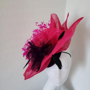 Hand-crafted Sinamay Fascinator with Feathers - ideal for Kentucky Derby, Church, Royal Ascot, weddings and all races/events