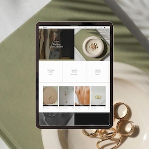 Squarespace 7.1-websitesjabloon voor e-commerce voor bedrijven met een winkel, een gedurfd en luxe websitethema en een zwarte Squarespace-website