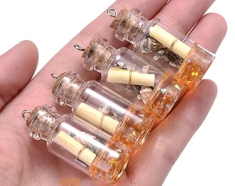 Mini Message in a Bottle Keyring – Realistic Jar with Cork, Sand & Seashells | Tiny Resin Charm | Romantic Keepsake Gift Keychain