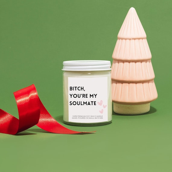 Funny Friendship Candle, Sarcastic candle for Friend, Funny Bff Gift, Tomorrow isn't promised be a hoe today, Holiday Bestie Gift