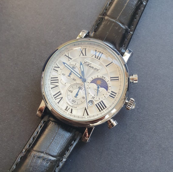 Leather strap chronograph watch hot sale