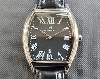 Men Tonneau Watch Classic Smart Casual Luxury Business Roman Numeral Black Leather Strap Professional Gentleman Quartz Wristwatch