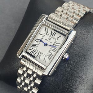 Womens Classic Watch Square Rectangular Smart Casual Roman Numeral Stainless Steel Bracelet Professional Ladies Quartz Wristwatch