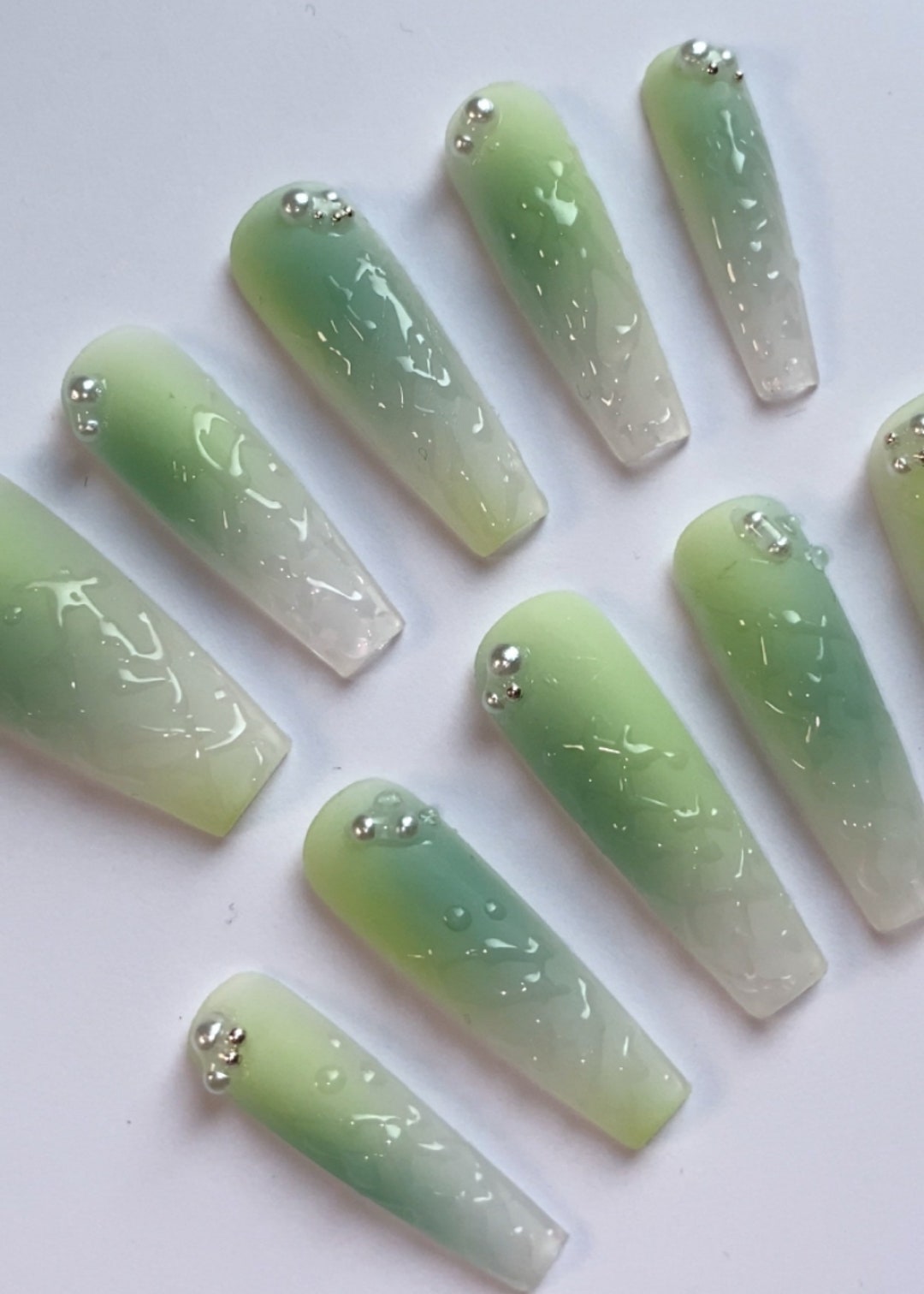 Green and Nude Aura Coffin Press on Nails / Matte Nails / - Etsy