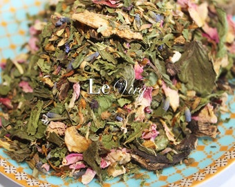 Kvinnors hormonbalans Ekologisk örtteblandning Terapeutisk Ashwagandha, johannesört, svart cohosh, klöver, grönmynta, Dong Quai