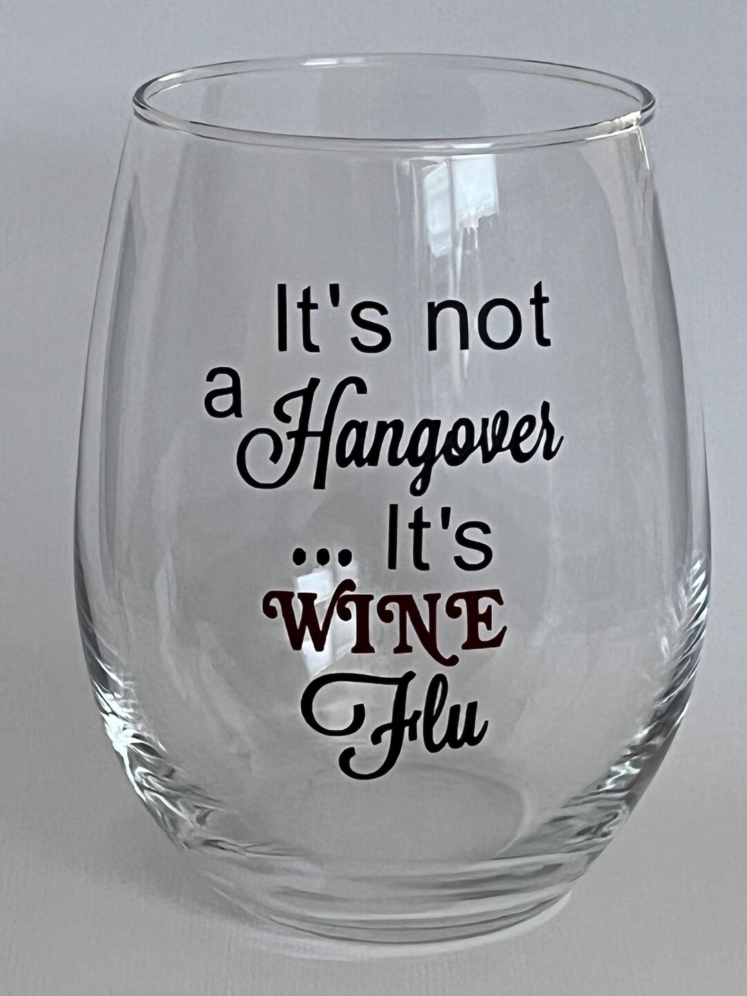Tazza 10oz "It's Not A Hangover It's Wine Flu" – Ceramica Bianca, Stampata Su Entrambi I Lati, Microonde E Lavastoviglie, Regalo Base