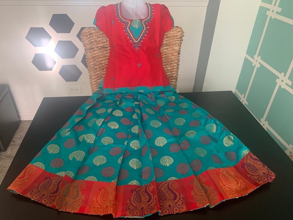 Buy JANASYA Red Printed Sweetheart Neck Georgette Women's Ethnic Dress |  Shoppers Stop