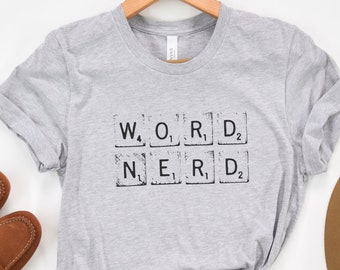 Wort Nerd Scrabble Tiles Shirt, Buch-Liebhaber-Geschenk oder Schriftsteller-Geschenk