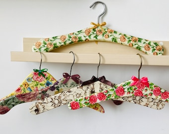 Clothes hangers, wardrobe hangers, decorative | Beautiful, wooden, handmade