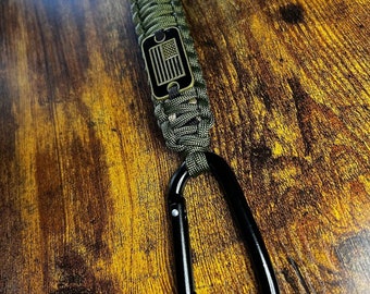 Paracord Keychain - Lanyard with American Flag + Carabiner