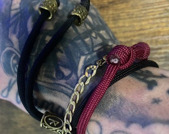 Paracord Bracelet w/ Bronze Viking Runes