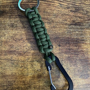Paracord Keychain w/ Carabiner
