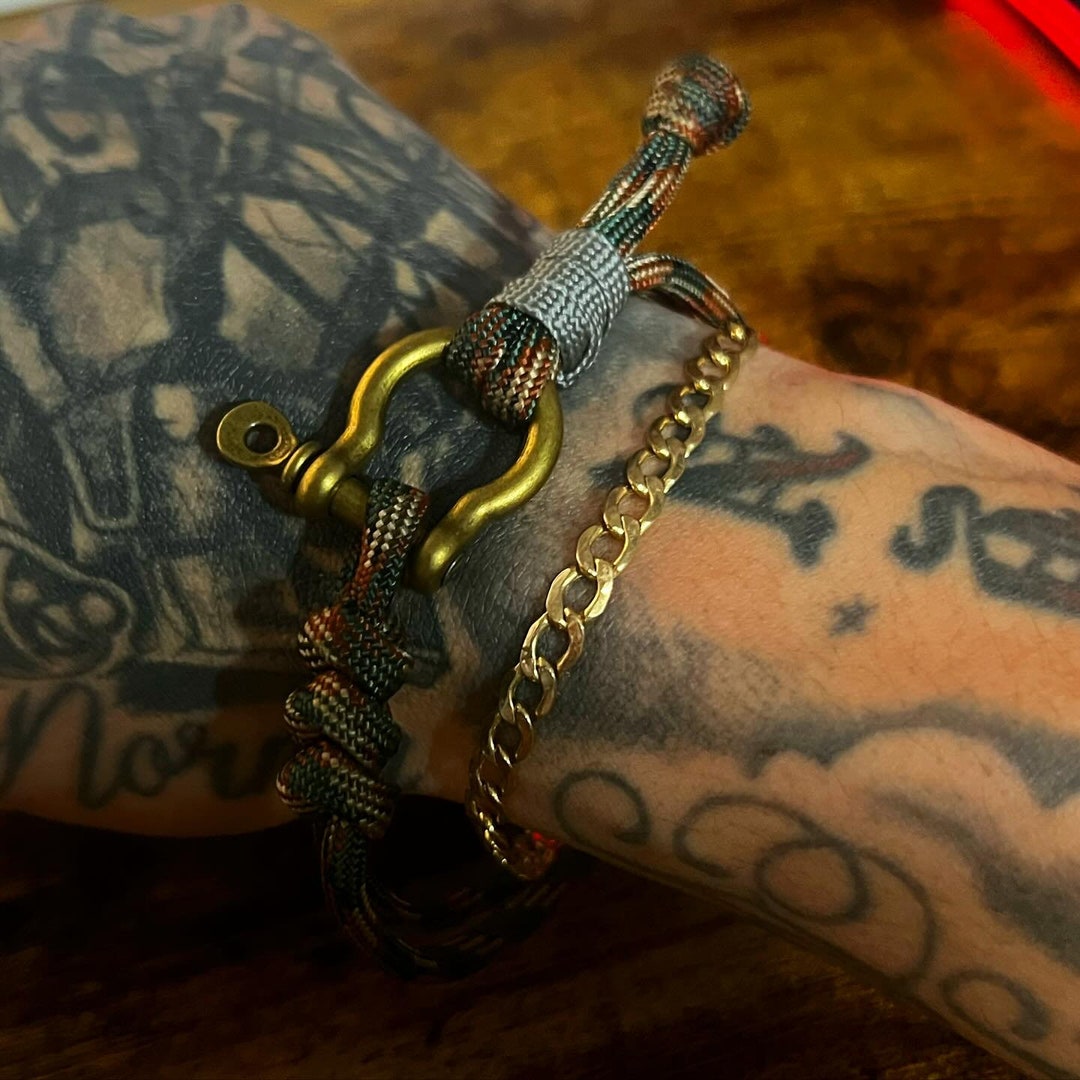 Paracord Shackle Bracelet Handmade Bracelet Unisex Adjustable Bronze