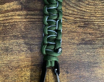 Paracord Keychain w/ Carabiner