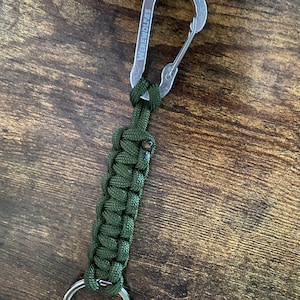 Paracord Keychain w/ Carabiner